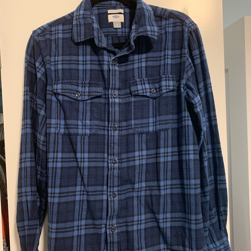 Old navy flannel shirt.